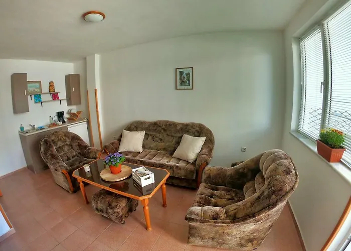 Apartmán In St. With Terrace Sveti Vlas