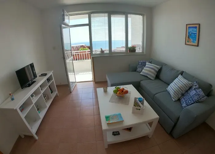 In St. With Terrace * Sveti Vlas