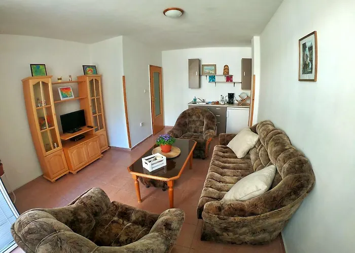 In St. With Terrace Apartmán *