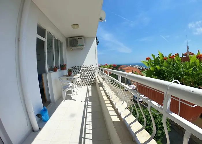 In St. With Terrace Apartmán Sveti Vlas