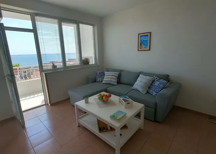 In St. With Terrace * Sveti Vlas