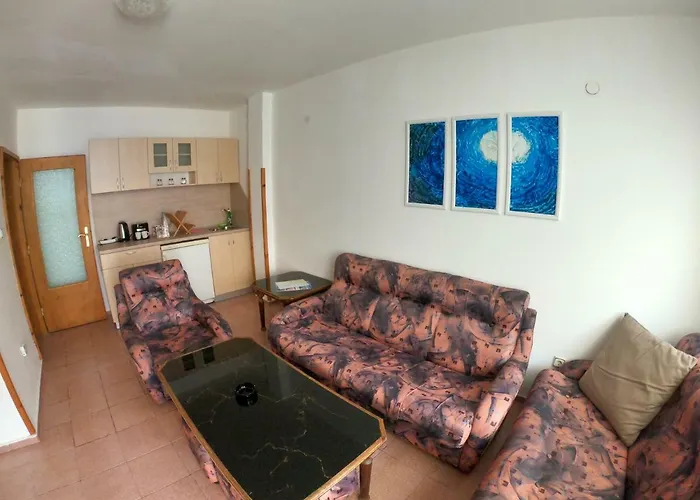 Apartmán In St. With Terrace *