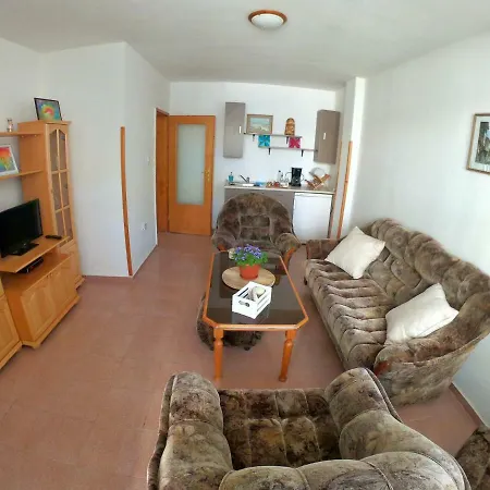 アパート In St. With Terrace スヴェティ・ヴラス