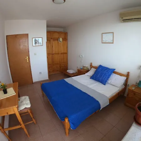 アパート In St. With Terrace