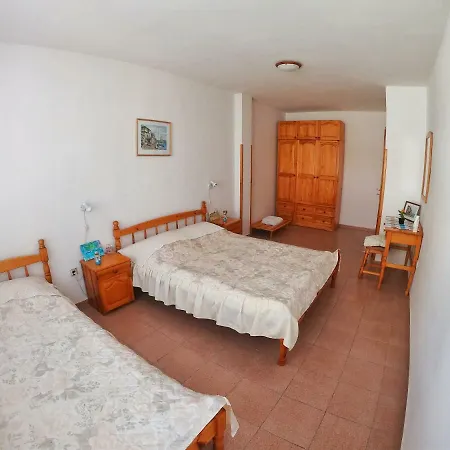 In St. With Terrace *