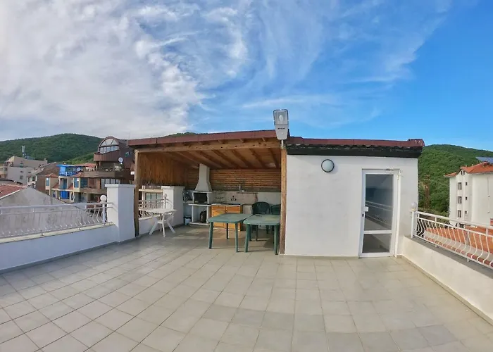 아파트 In St. With Terrace